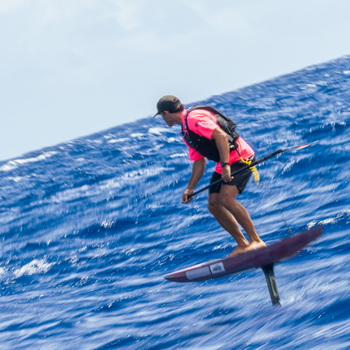 1st Downwind Tahiti - Mo'orea